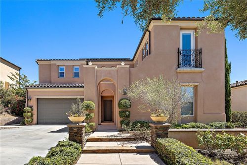 7322 Calle Pera, Carlsbad, CA, 92009-8400 | Card Image