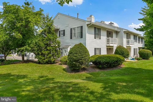 309 Sparrow Court, Three Bridges, NJ, 08887 | Card Image