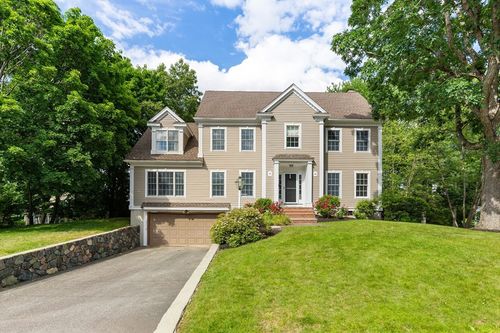 99 Blake Rd, Lexington, MA, 02420-3212 | Card Image