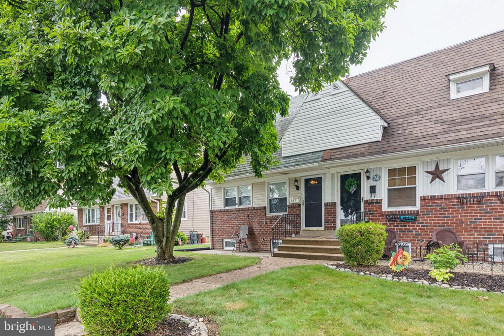 6th Ave, Folsom, PA 19033