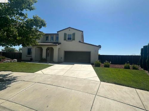 649 Poplar Ct, Oakley, CA, 94561-3534 | Card Image