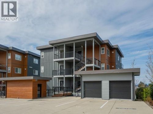 7175 Duncan St, Powell River, BC, V8A1W3 | Card Image