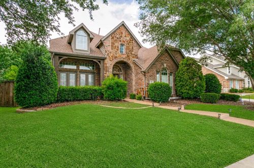 4261 Hunt Dr, Carrollton, TX, 75010-3201 | Card Image