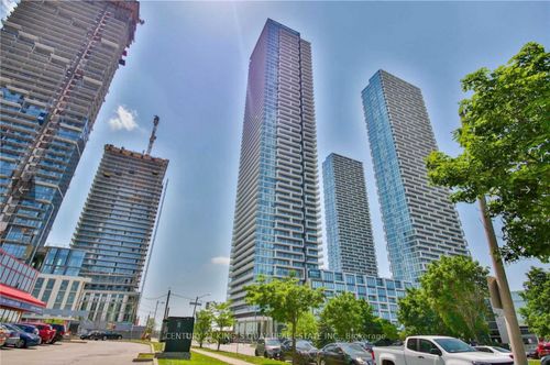 5810-950 Portage Pky, Concord, ON, L4K0J7 | Card Image