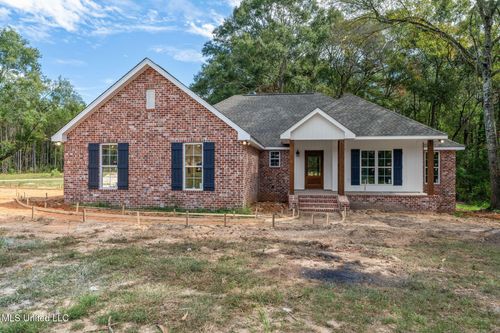 166 Crosby Rd, Seminary, MS, 39479-9635 | Card Image