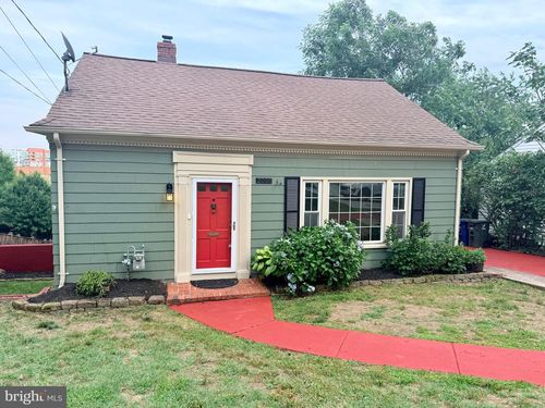 3001 S Grant St, ARLINGTON, VA, 22202-2332 | Card Image