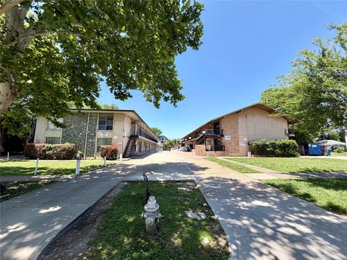 4523-4535 Reiger Avenue, Dallas, TX, 75246 | Card Image