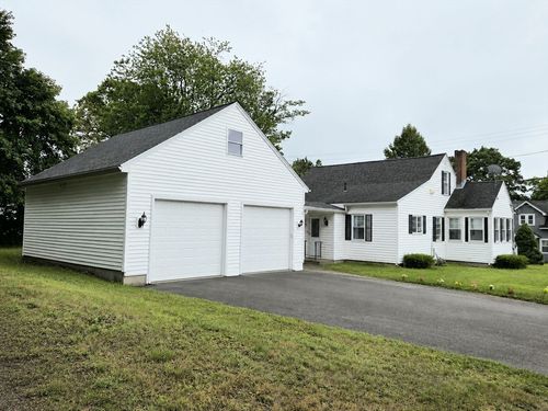 110 Barthel Ave, Gardner, MA, 01440-2506 | Card Image