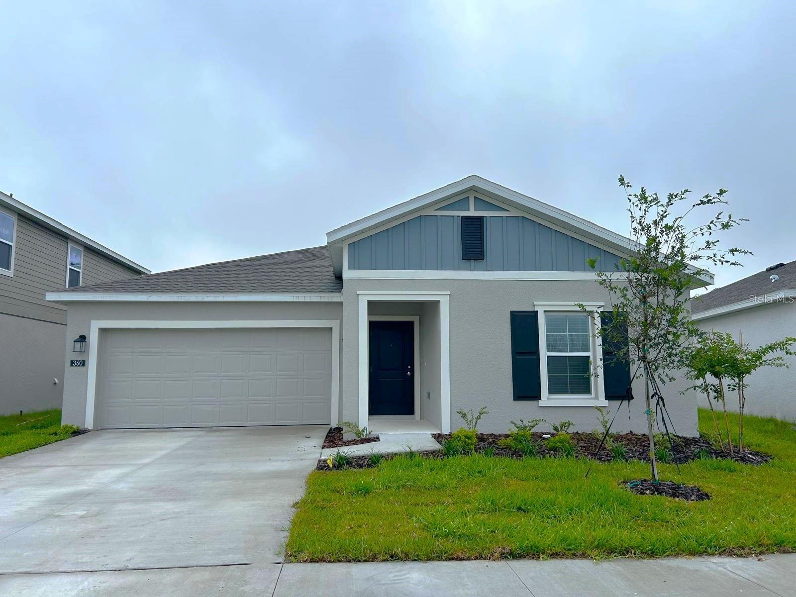 Residential Lease in WINTER HAVEN