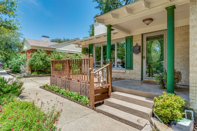448 Parkhurst Dr, House other with 3 bedrooms, 1 bathrooms and null parking in Dallas TX | Image 4