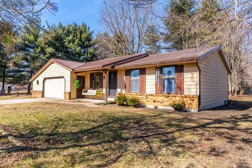 2325 e E North St, Lagrange, IN, 46761 | Card Image