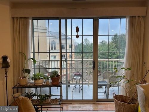 2416 Windrow Dr, PRINCETON, NJ, 08540-5018 | Card Image