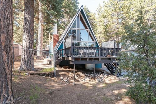31496 Circle View Dr, Running Springs, CA, 92382-7405 | Card Image