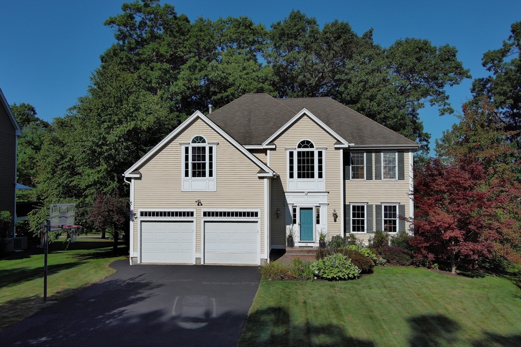 Cabot Ct, Amesbury, MA 01913