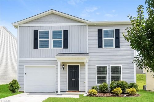 3905 Vershire Ave, Greensboro, NC, 27406-8789 | Card Image