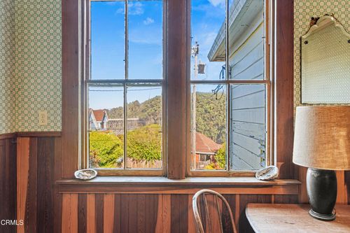 33850 East Ln, Albion, CA, 95410-9803 | Card Image