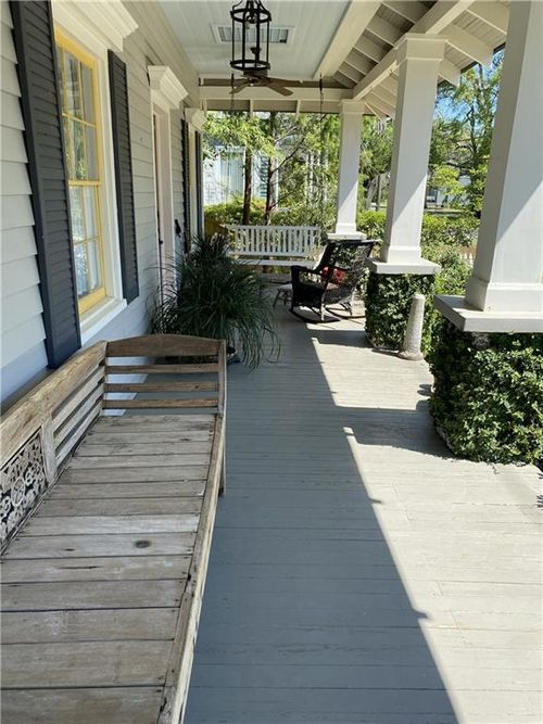 321 S New Hampshire St, Covington, LA, 70433-3548 | Card Image