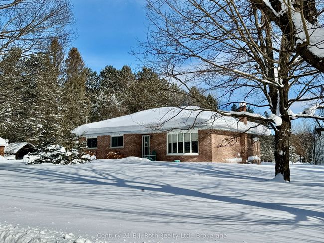 79 Albert St, House other with 4 bedrooms, 2 bathrooms and 6 parking in Sundridge ON | Image 4