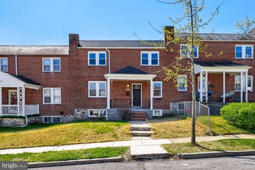 2911 Elgin Ave, BALTIMORE, MD, 21216-2803 | Card Image