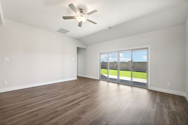 Photo is not of the actual home, but is an inspirational photo of builder’s model home and may depict options, furnishings, and/or decorator features that are not included. | Image 15