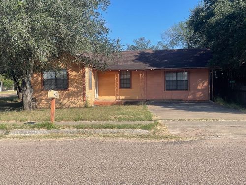 402 E Kohler Street, Hebbronville, TX, 78361 | Card Image