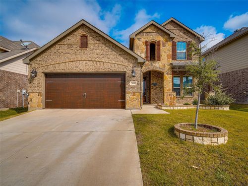 5608 Broad Bay Ln, Fort Worth, TX, 76179-1577 | Card Image