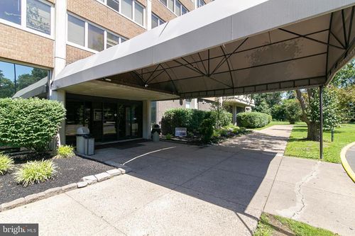 405 Barclay Towers, CHERRY HILL, NJ, 08034 | Card Image