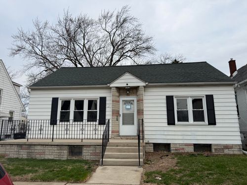 182 Bondie St, Wyandotte, MI, 48192-2718 | Card Image