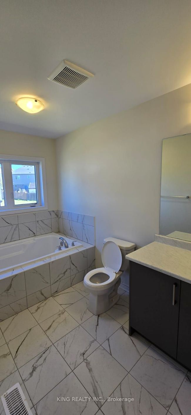 399 Dolman St, House other with 4 bedrooms, 3 bathrooms and 2 parking in Breslau ON | Image 25