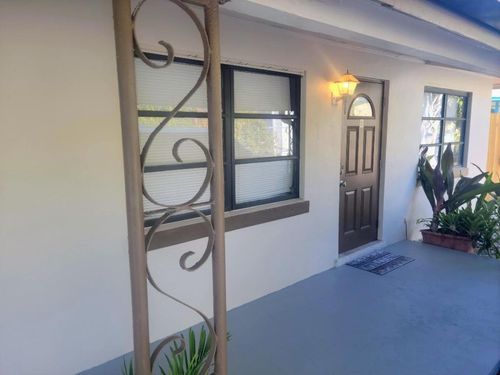 a-515 49th St, West Palm Beach, FL, 33407-2851 | Card Image