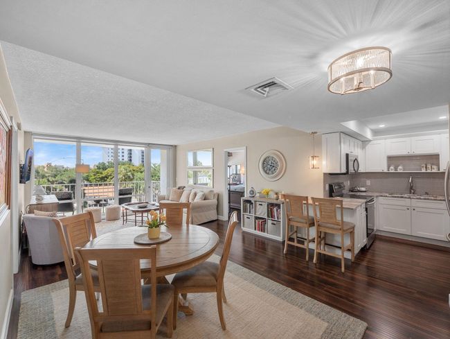 APT-406 - 336 Golfview Rd, Condo with 2 bedrooms, 2 bathrooms and null parking in North Palm Beach FL | Image 6