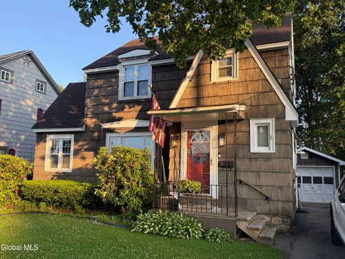 21 Baker St, Gloversville, NY, 12078-1109 | Card Image