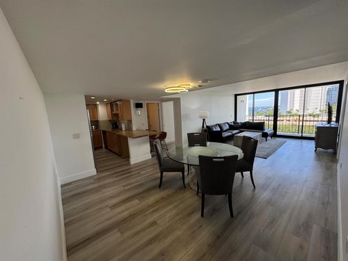 apt-704-5600 N Flagler Dr, West Palm Beach, FL, 33407-2649 | Card Image
