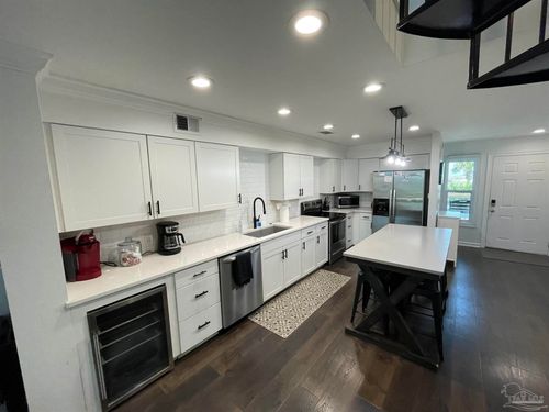 apt-18-1350 Fort Pickens Rd, Pensacola Beach, FL, 32561-3975 | Card Image