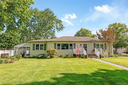 85 Wayne St, Hauppauge, NY, 11788-3510 | Card Image