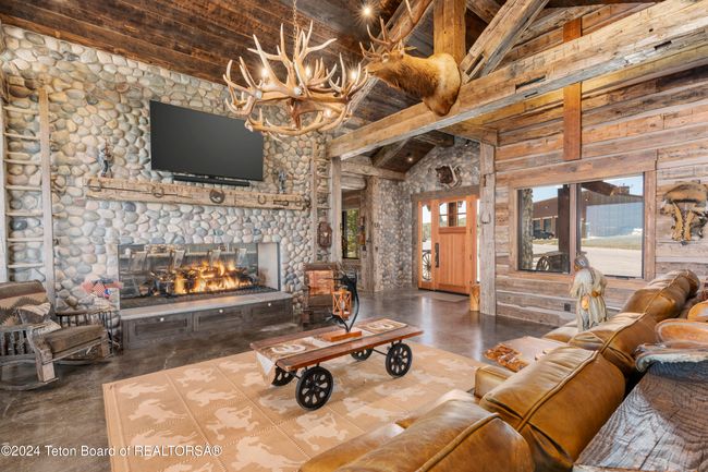 627 Ryegrass Rd, House other with 9 bedrooms, 12 bathrooms and null parking in Daniel WY | Image 8