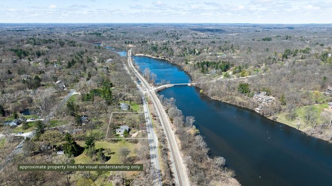 2277 W Huron River Dr, House other with 3 bedrooms, 2 bathrooms and null parking in Ann Arbor MI | Image 65