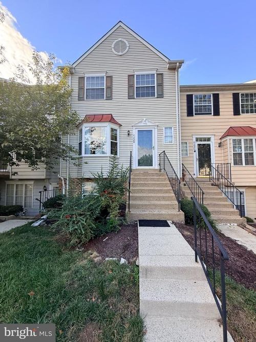 4228 Stockbridge Dr, DUMFRIES, VA, 22025-1508 | Card Image