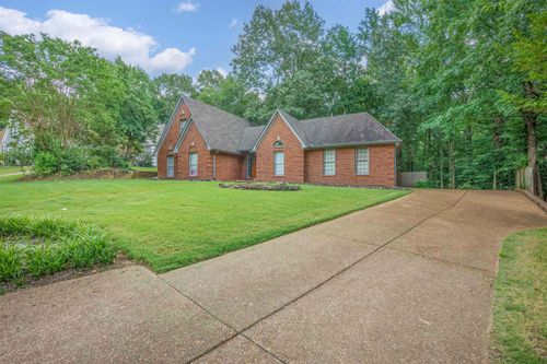 334 Brook Ridge Dr, Cordova, TN, 38018-6733 | Card Image
