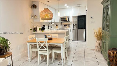 apt-1-13251 Sw 17th Ln, Miami, FL, 33175-7608 | Card Image