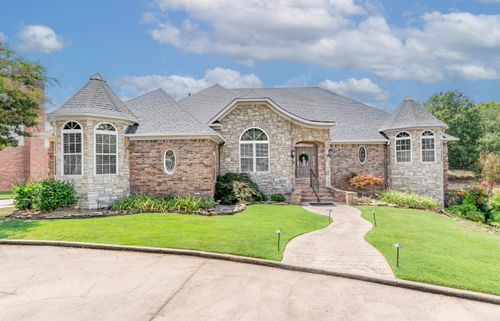 130 Mohawk Dr, Maumelle, AR, 72113-5861 | Card Image