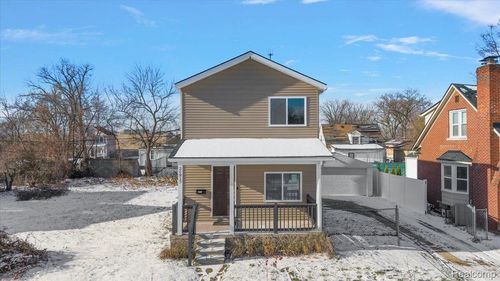 20817 Parkside Blvd, Ferndale, MI, 48220-2284 | Card Image