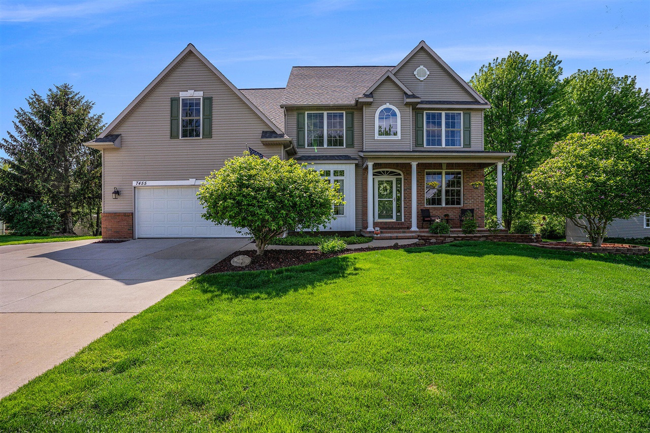Whistlevale Dr, Byron Center, MI 49315