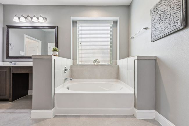 1344 Mountain View Ln, House other with 4 bedrooms, 4 bathrooms and null parking in Kennedale TX | Image 21