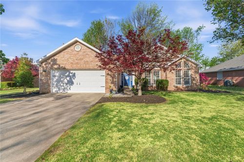 316 Center Dr, Lowell, AR, 72745-9195 | Card Image