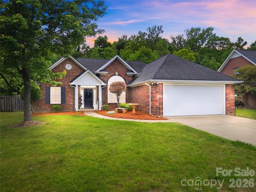 12626 Hill Pine Rd, Midland, NC, 28107-7801 | Card Image