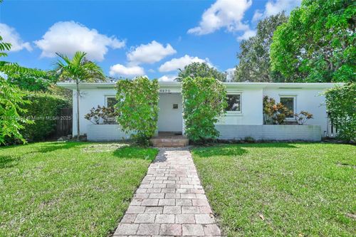 6870 Sw 51st St, Miami, FL, 33155-5708 | Card Image