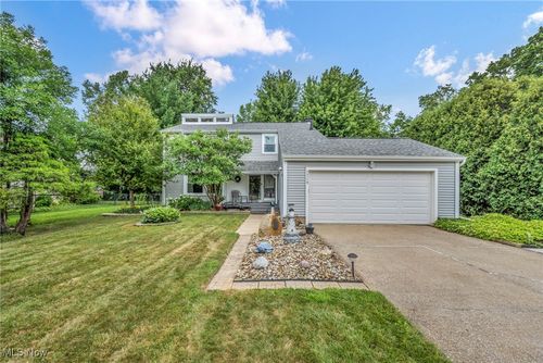 1719 Duffton Ln, Painesville, OH, 44077-4746 | Card Image