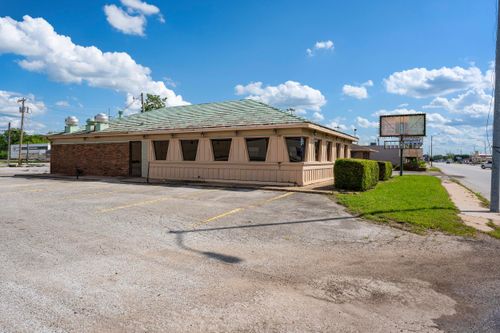 426 S Wilson St, Vinita, OK, 74301-4246 | Card Image