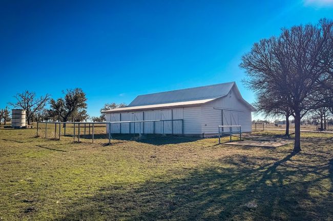556 Cliff View Loop, Home with 6 bedrooms, 7 bathrooms and null parking in Harper TX | Image 73
